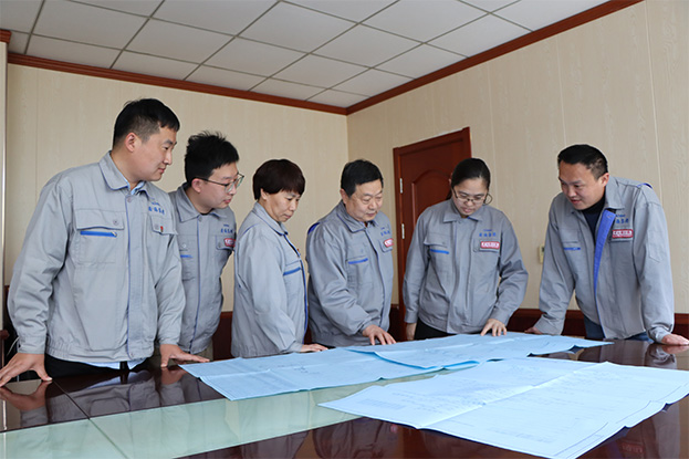 矿山运营服务：长期安全合规运行