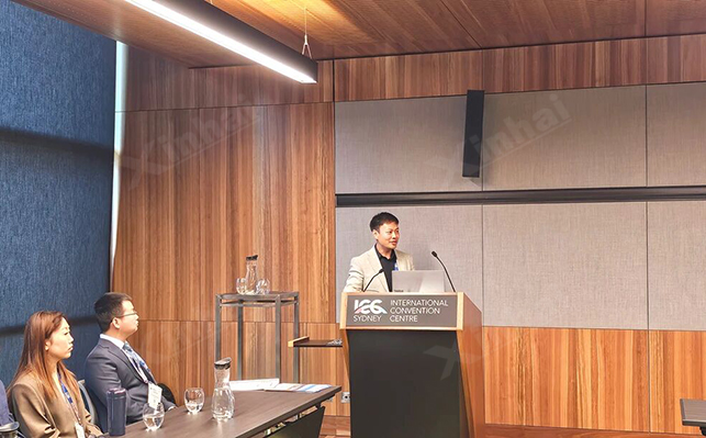 张中一先生发表演讲 张中一先生发表演讲